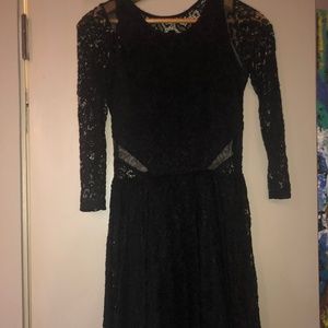 Abercrombie Black Lace Short Fit&Flare S